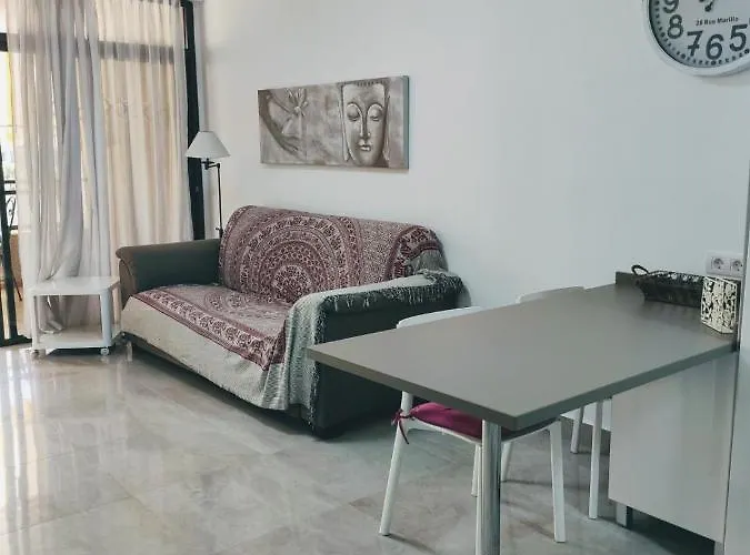 Casa Royal Cristianos Center *